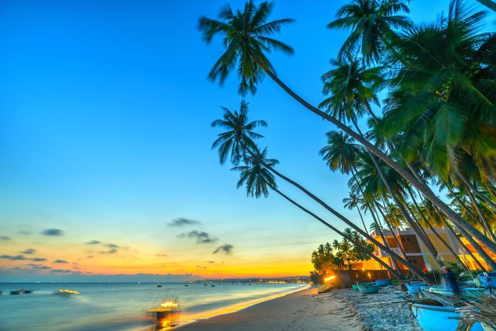 Những Địa Điểm Thưởng Thức Ẩm Thực Ngon Khó Cưỡng Khi Đi Du Lịch Phan Thiết